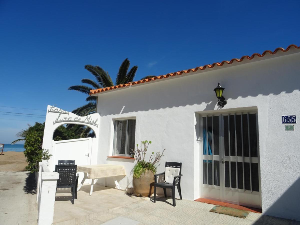 Villa At Seafront With Private Garden-655 Denia Eksteriør bilde